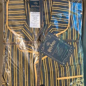 Hufflepuff Pajama Set - Pottery Barn Teen Medium